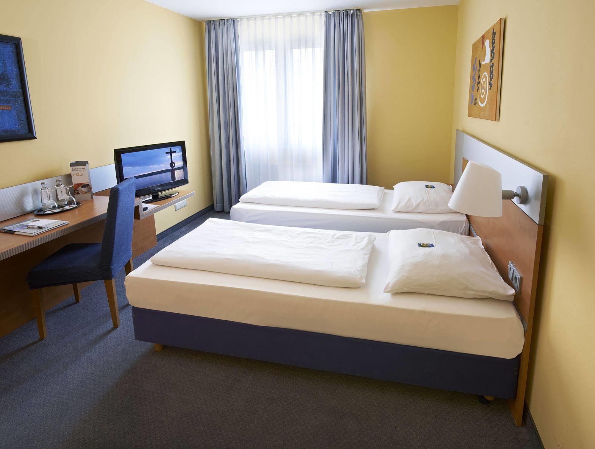 Ghotel Hotel & Living Muenchen-City Стая снимка