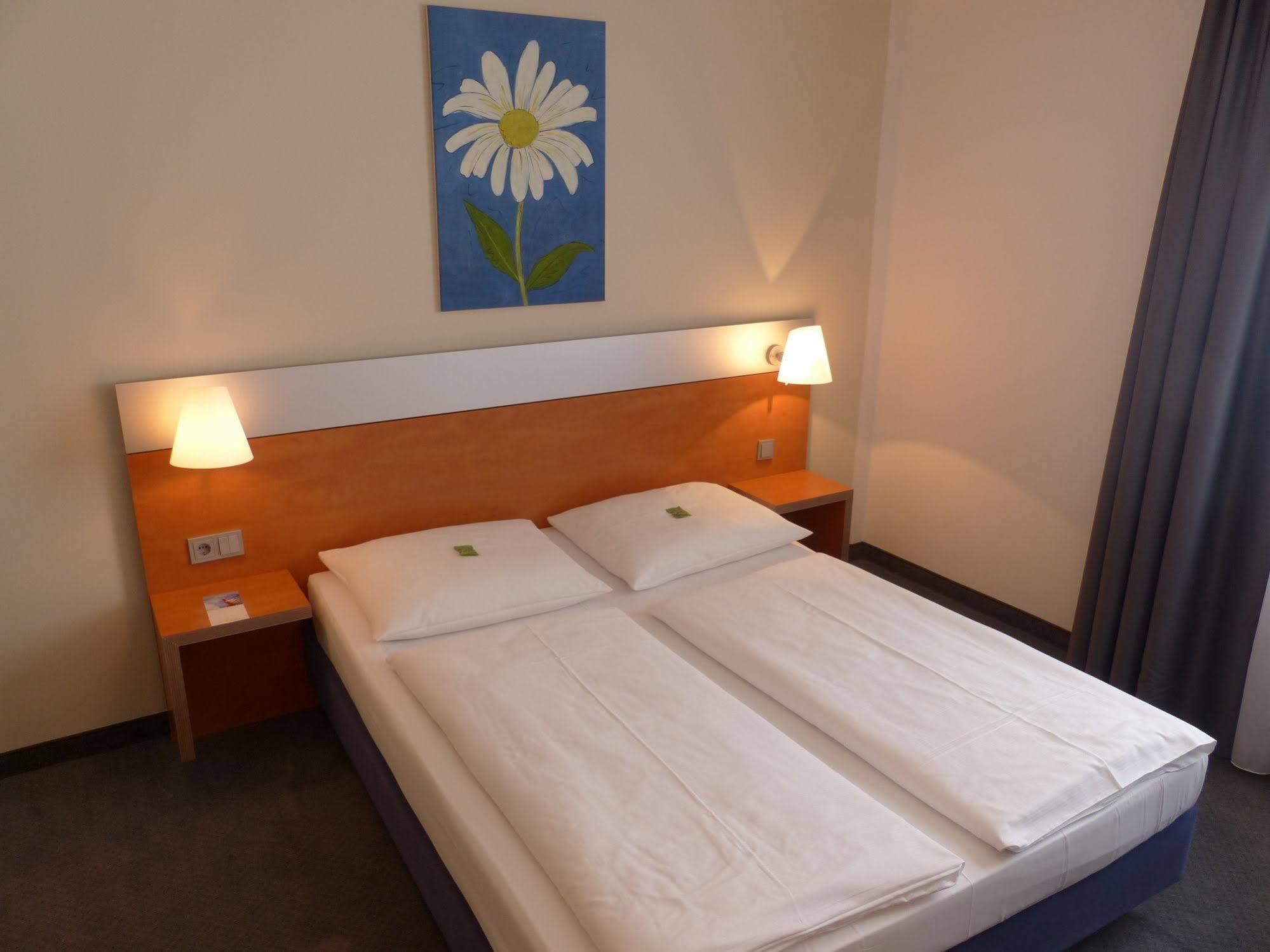 Ghotel Hotel & Living Muenchen-City Екстериор снимка