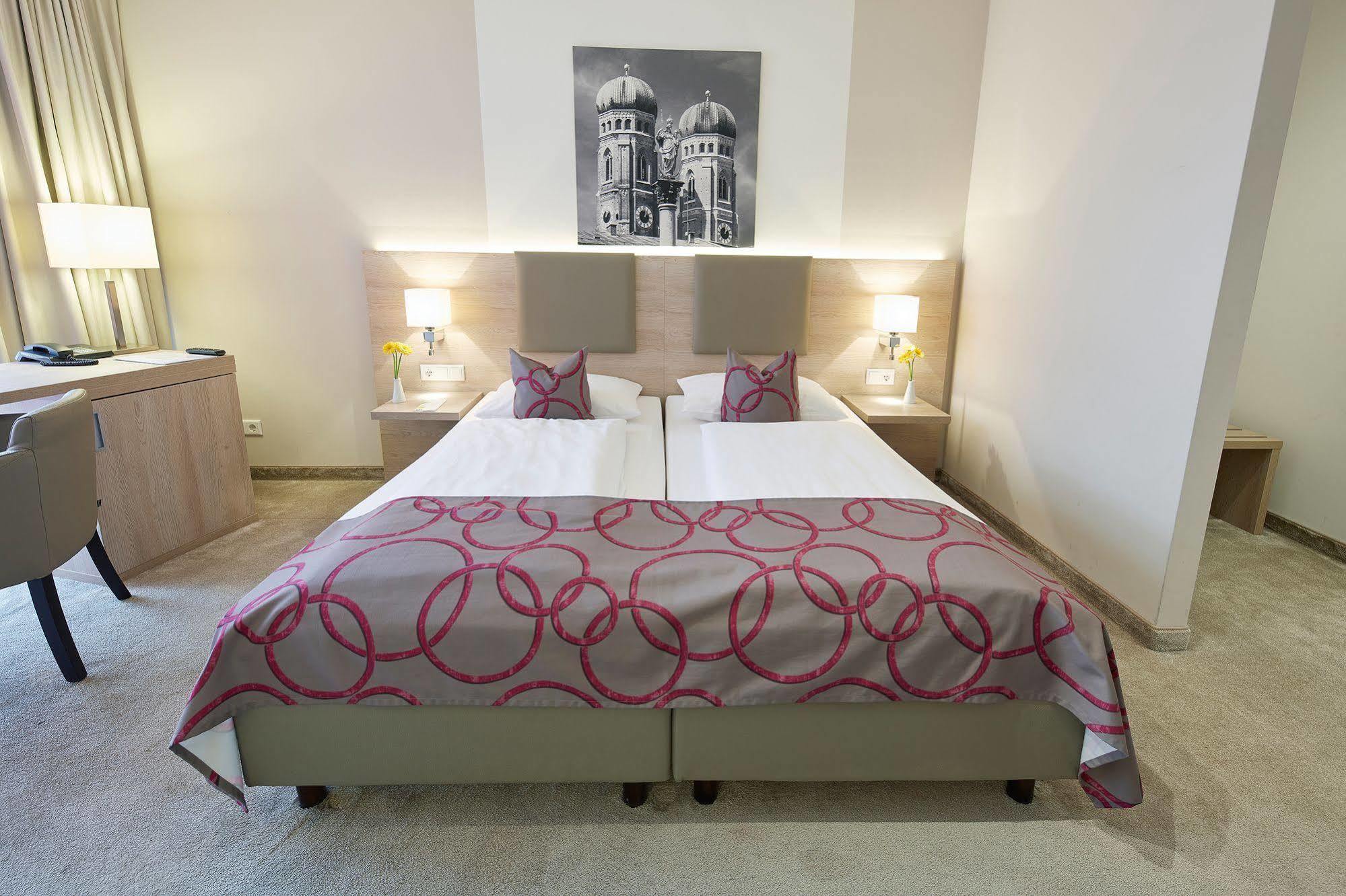 Ghotel Hotel & Living Muenchen-City Екстериор снимка